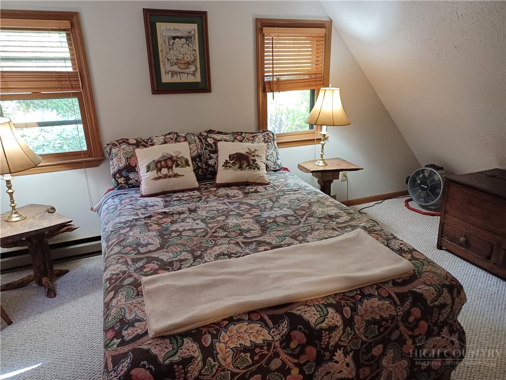 100 Tulip Lane Property Photo 36