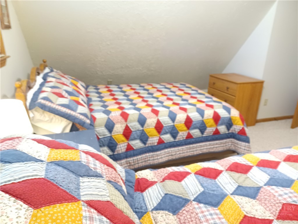 100 Tulip Lane Property Photo 37