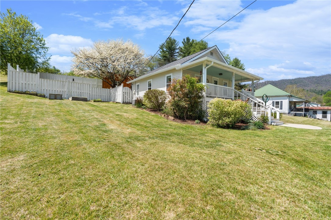 207 Main Street Property Photo 37