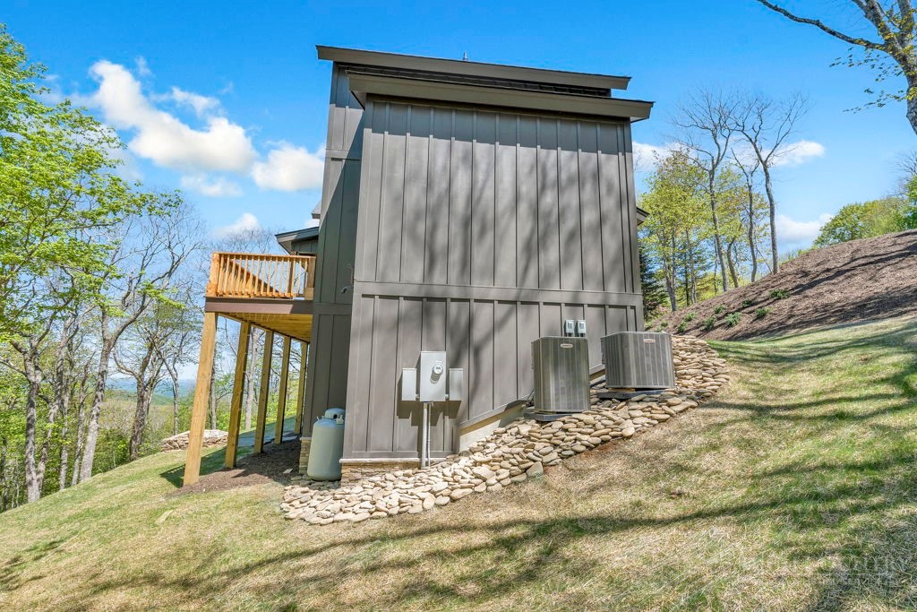 536 Boone Ridge Lane Property Photo 46