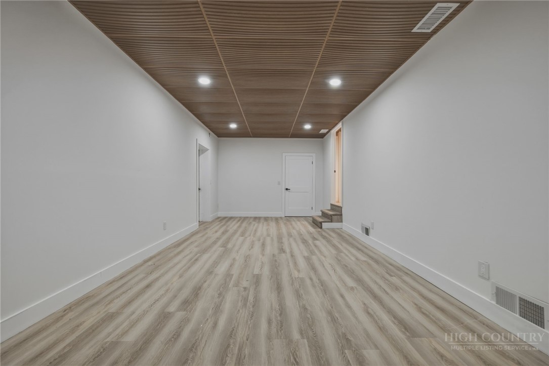 120 Wintergreen Way Property Photo 33