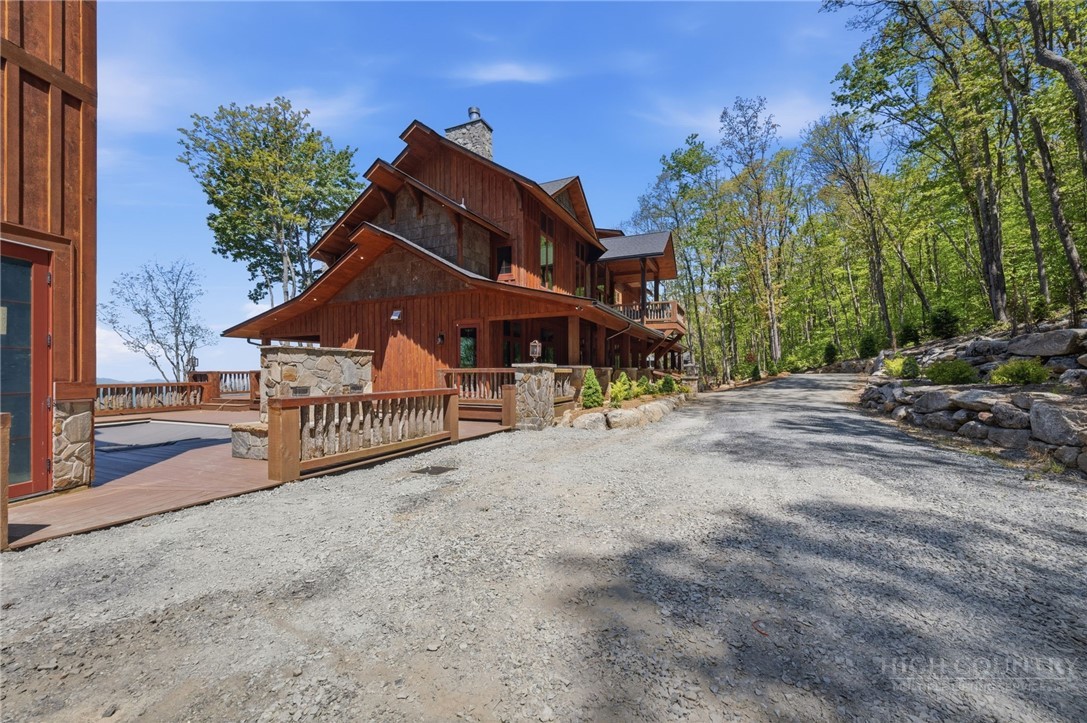 193 Talon Trail Property Photo 9