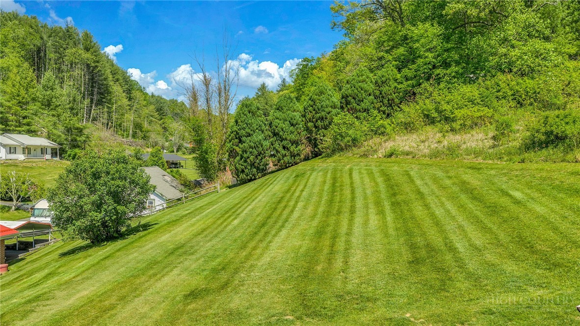 346 Piney Creek Road Property Photo 6