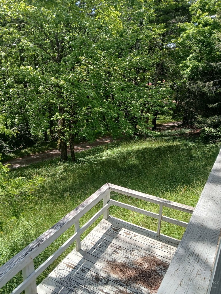32 Powderhorn Lane Property Photo 13