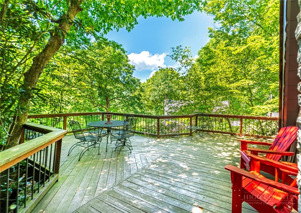 268 Cherry Property Photo 22