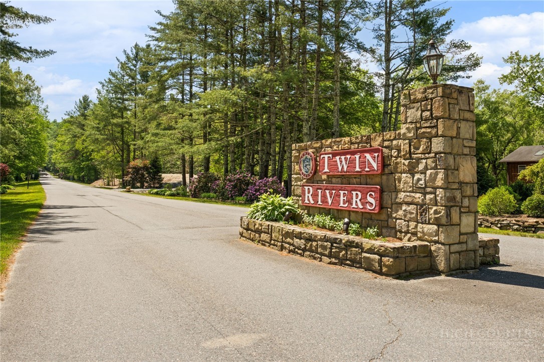 Tbd Twin Rivers Drive Property Photo 1