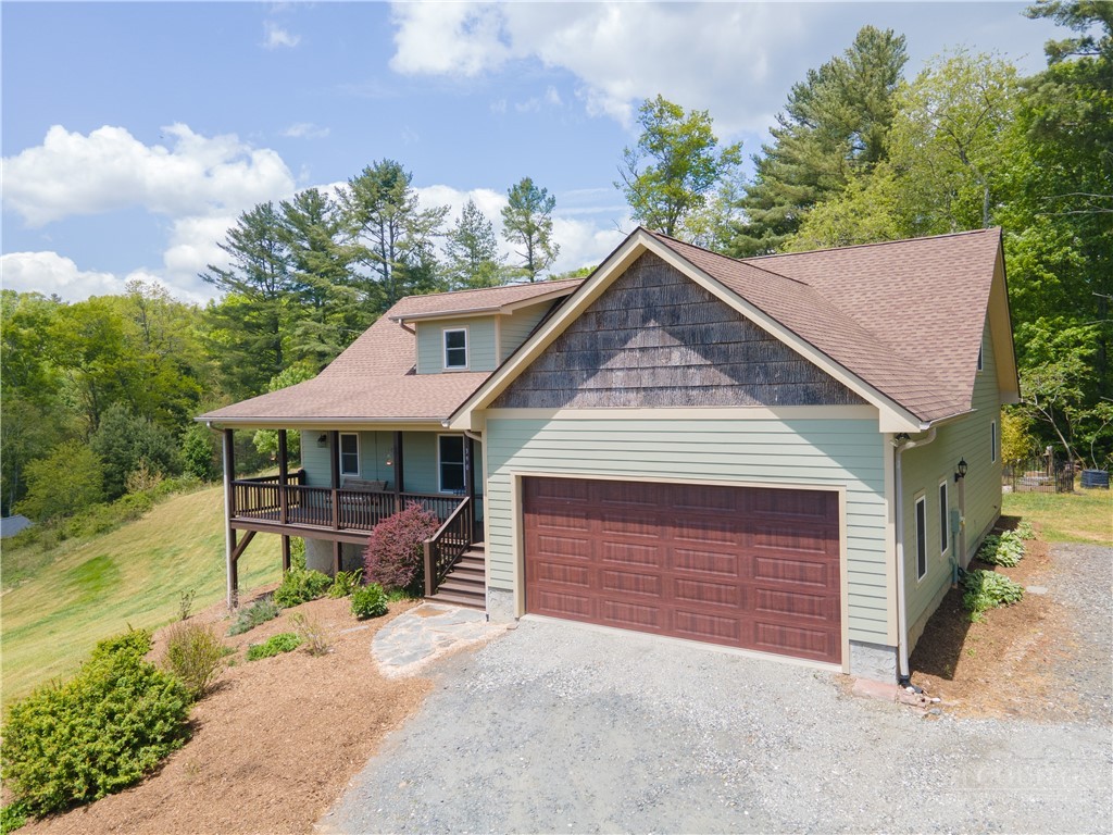 390 Mount Valley Drive Property Photo 1