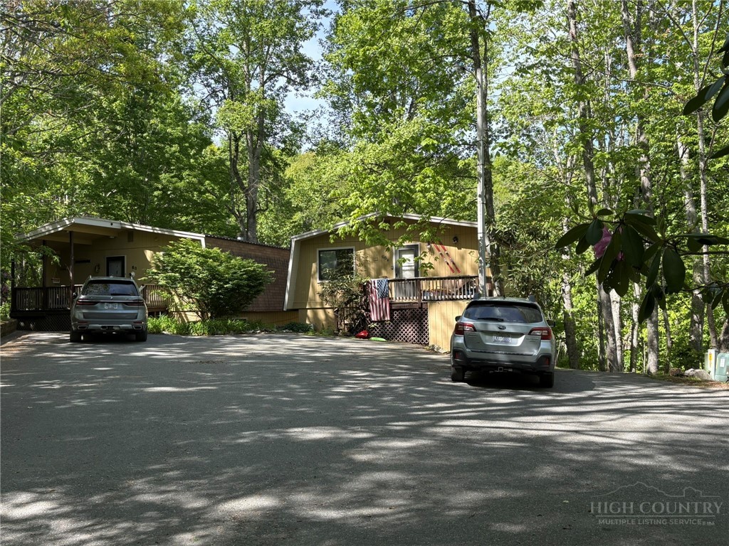 66 Pinetop Circle C Property Photo 1