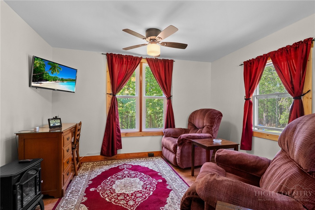 154 Folger Road Property Photo 8