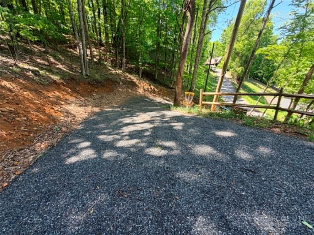 178 Mount Jefferson Lane Property Photo 20