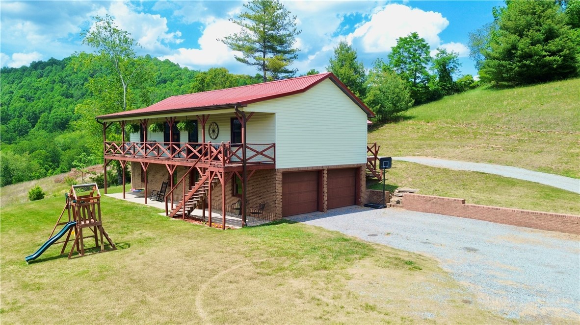 1315 Irwin Grocery Road Property Photo 1