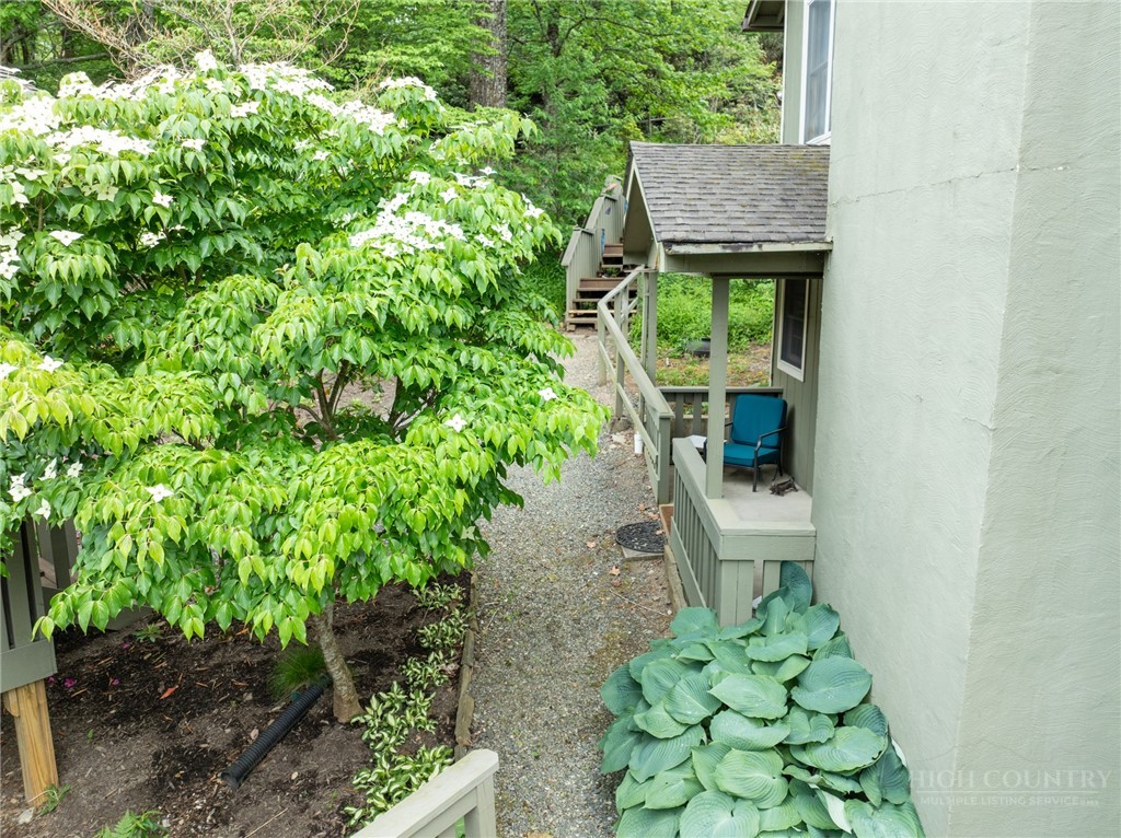 202 Village Green Road E-1 Property Photo 23