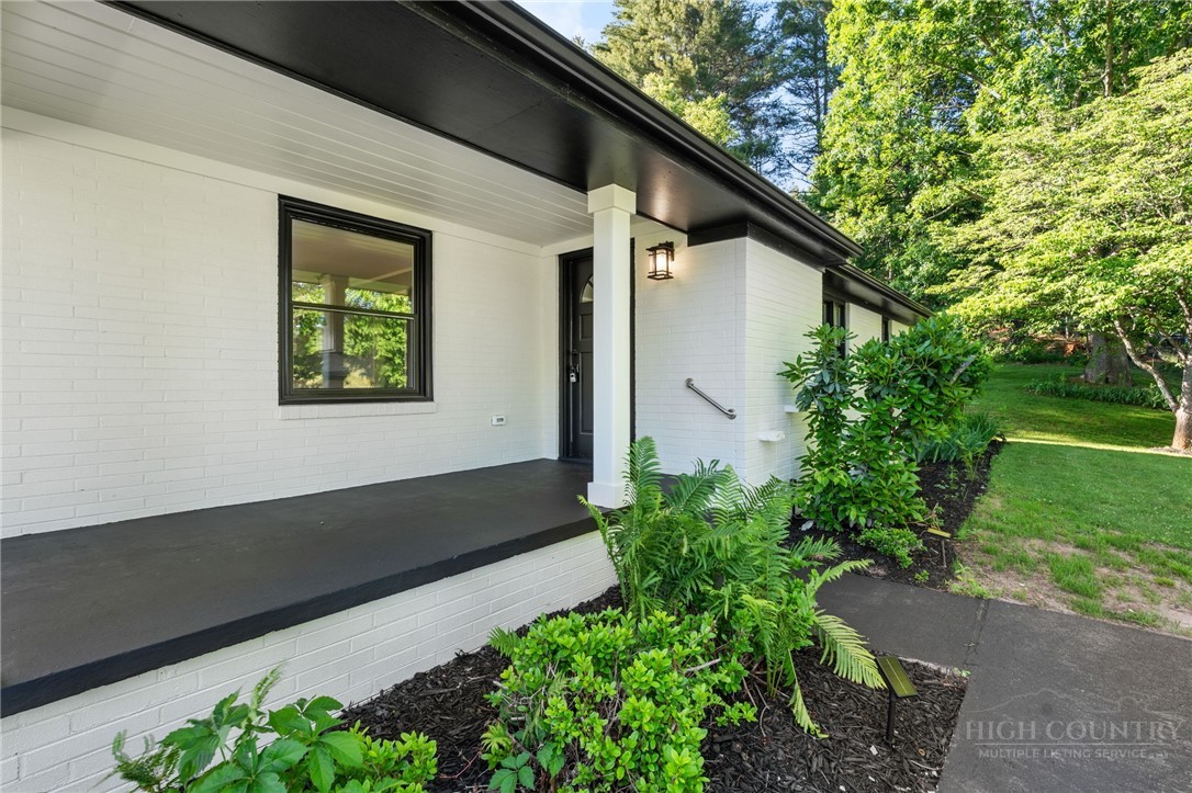 7754 Highway 163 Property Photo 2