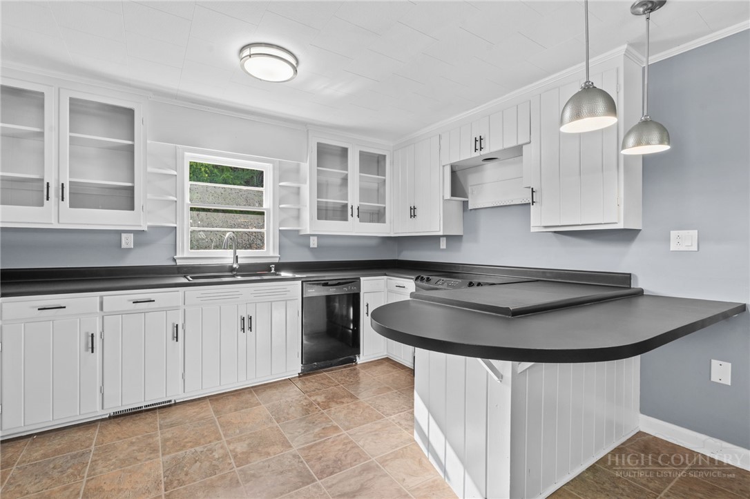 7754 Highway 163 Property Photo 8
