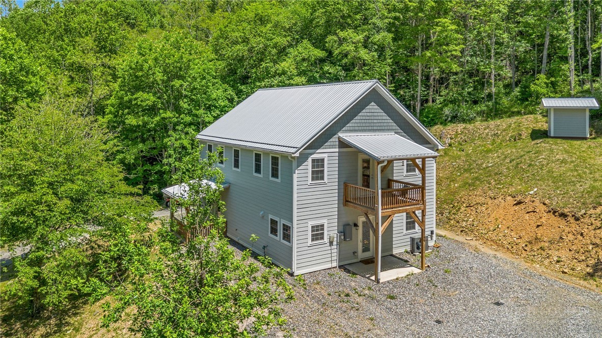 3765 Three Top Road Property Photo 1