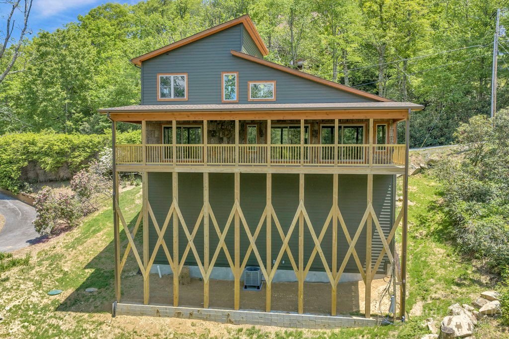 150 Mistletoe Lane Property Photo 1