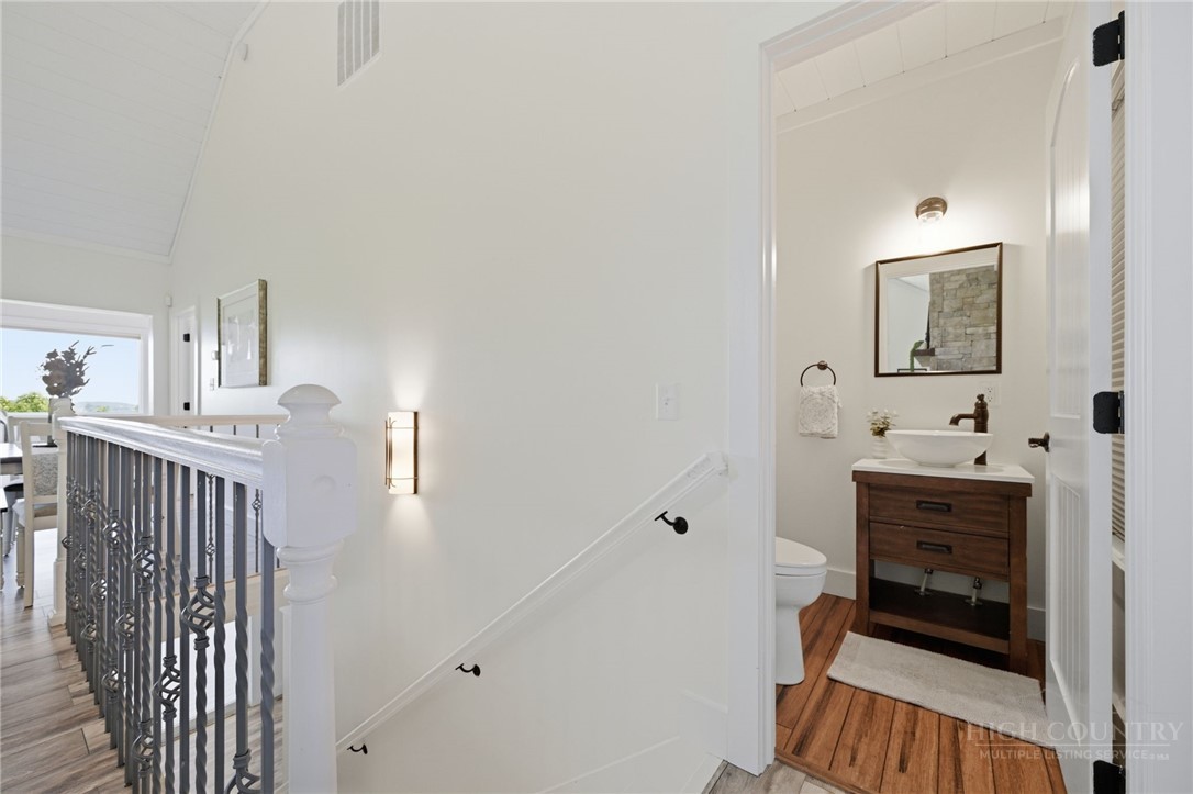 107 Glen View Road Property Photo 28