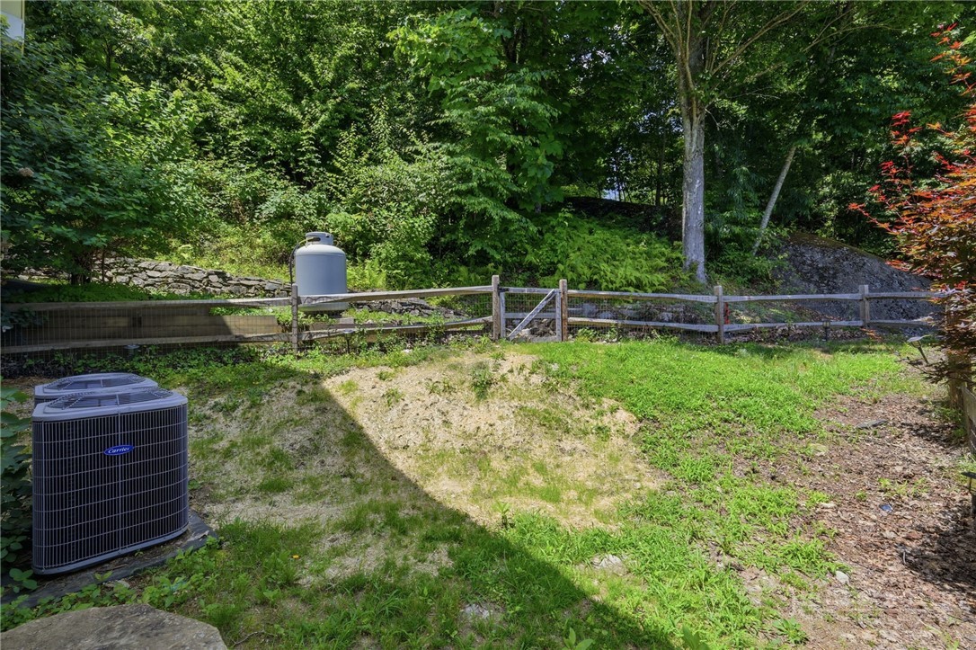107 Glen View Road Property Photo 44