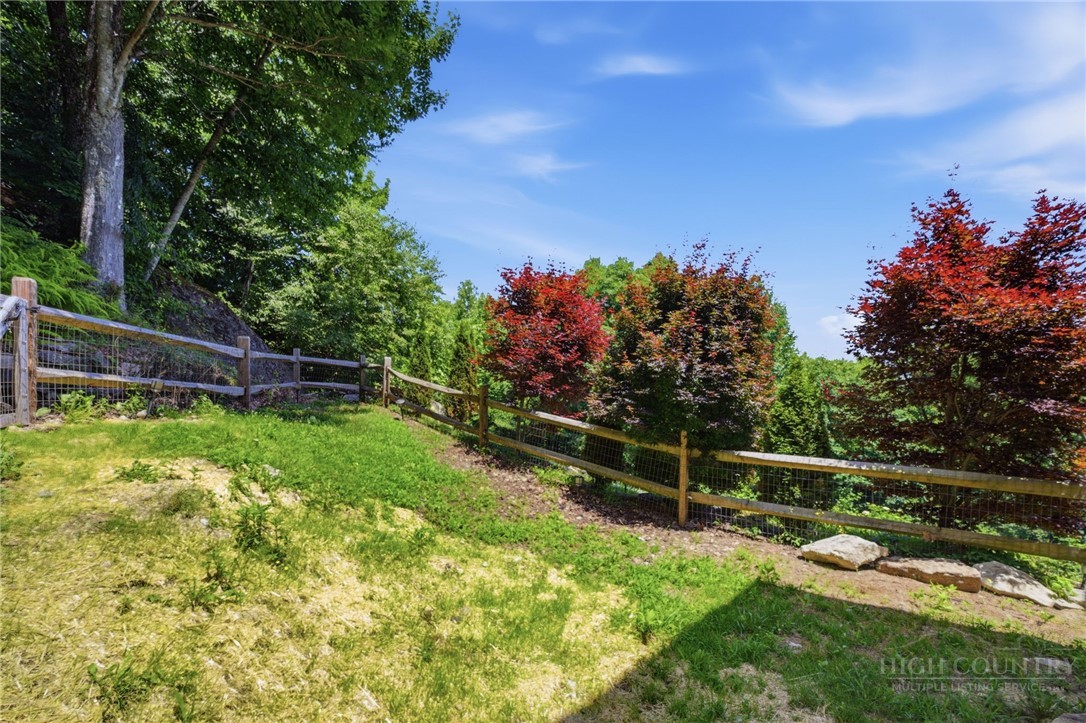 107 Glen View Road Property Photo 45