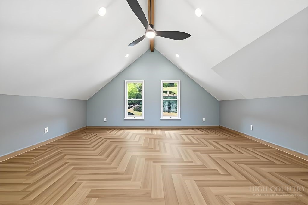 683 Lakeridge Drive Property Photo 28