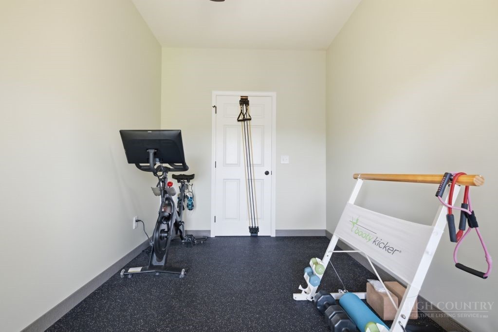 683 Lakeridge Drive Property Photo 38