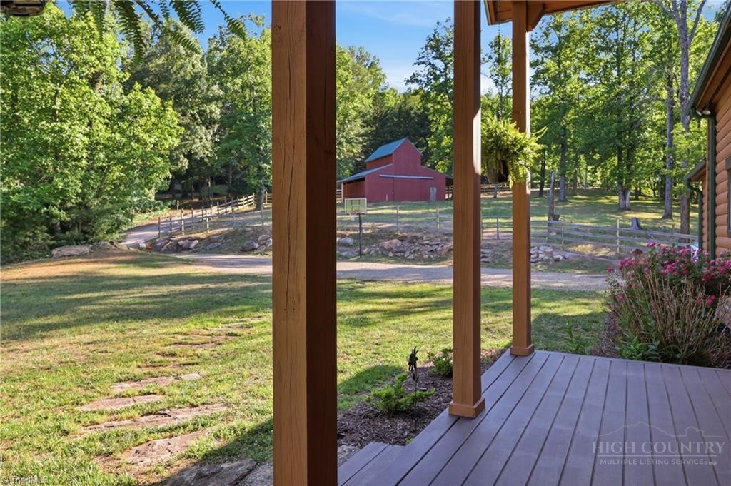 258 Gabriel Way Property Photo 5