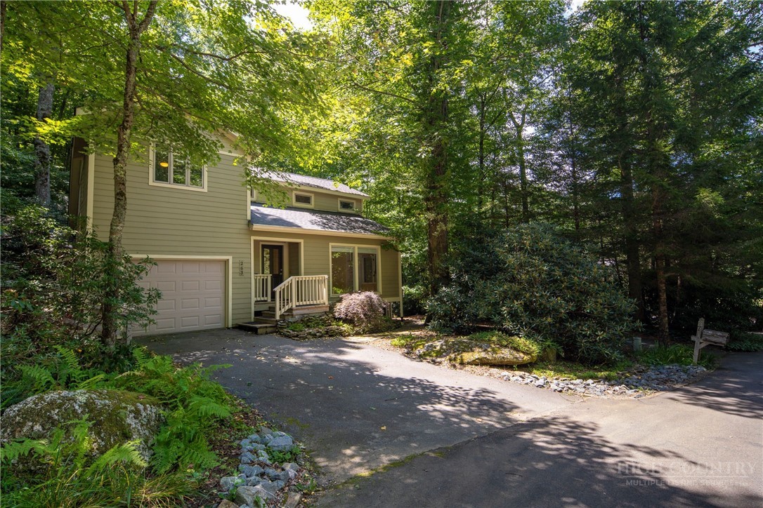 263 Cobble Creek Lane Property Photo 2