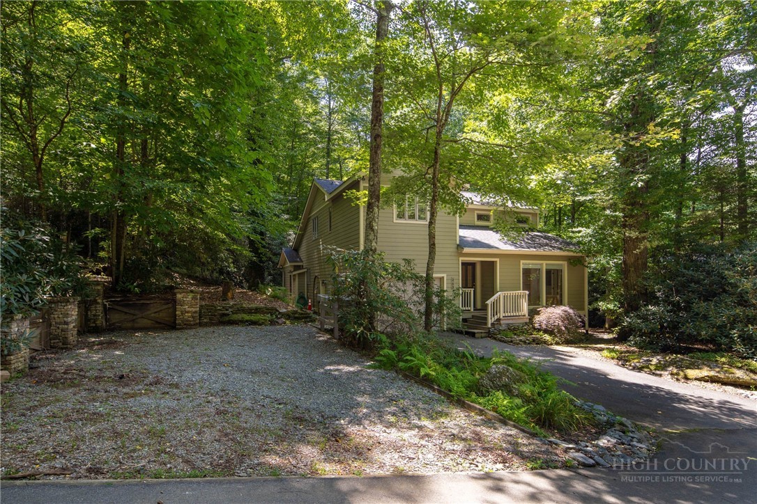 263 Cobble Creek Lane Property Photo 3