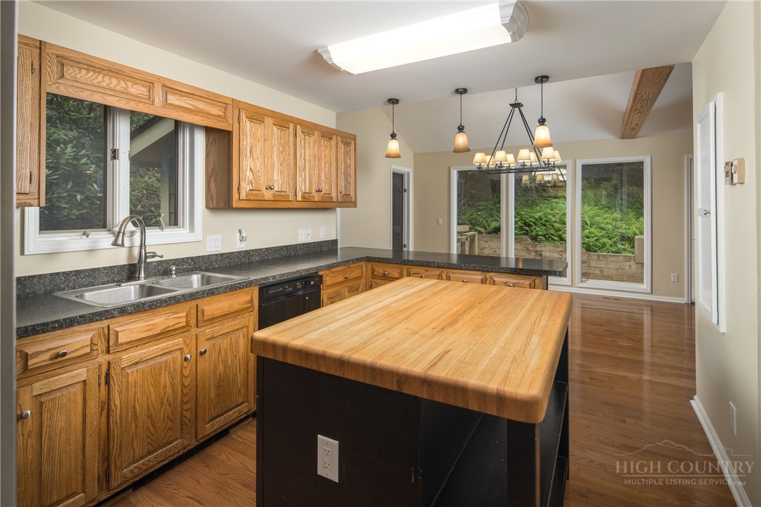 263 Cobble Creek Lane Property Photo 8