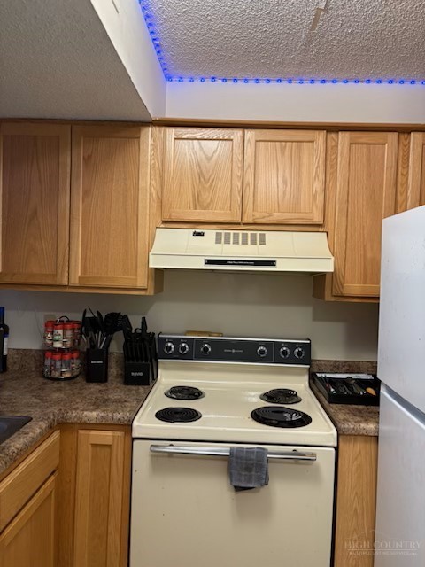 229 E King Street 31 Property Photo 11