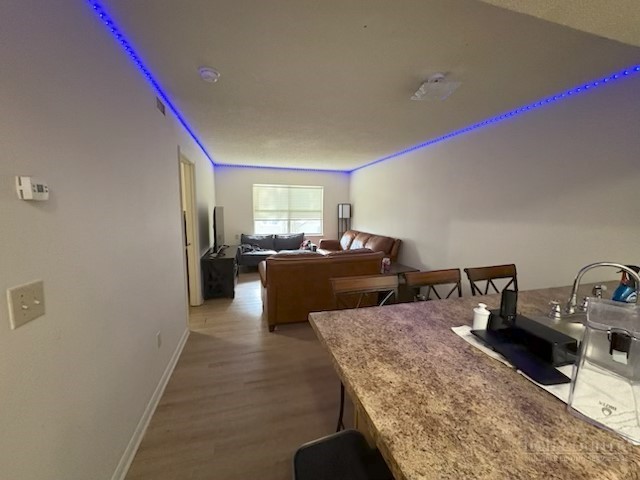 229 E King Street 31 Property Photo 14