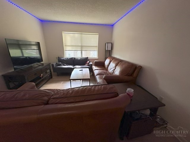 229 E King Street 31 Property Photo 16