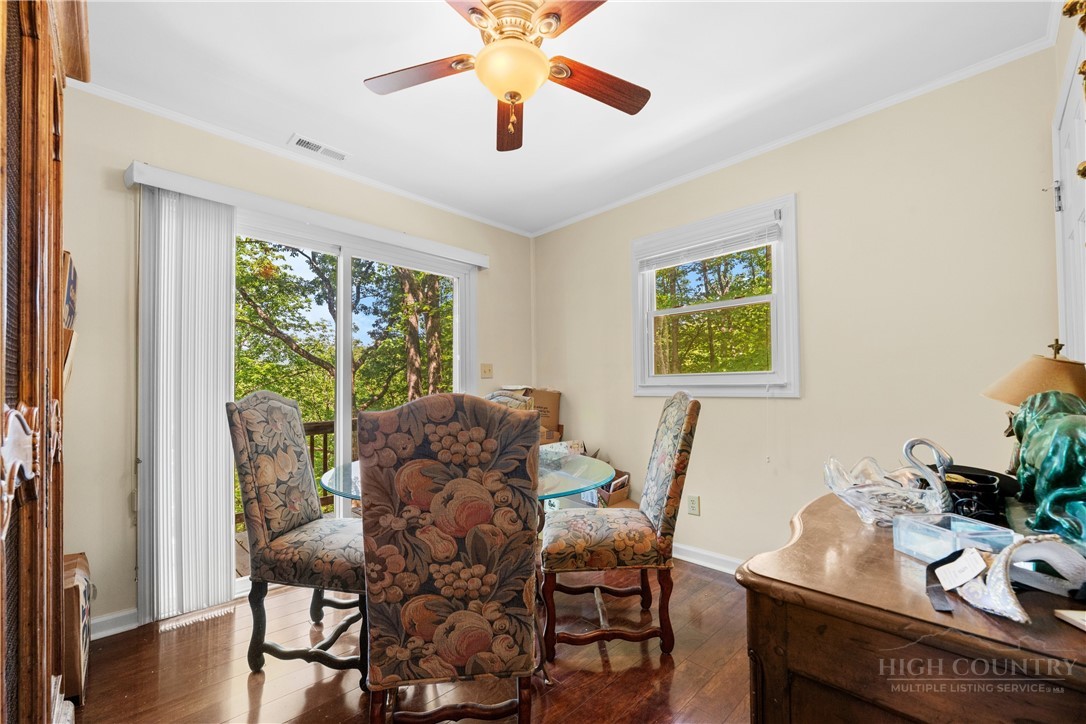 467 E Horse Shoe Ridge Road Property Photo 8