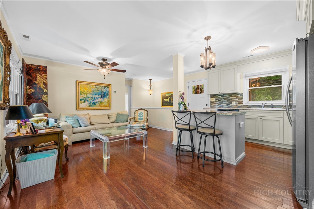 467 E Horse Shoe Ridge Road Property Photo 13