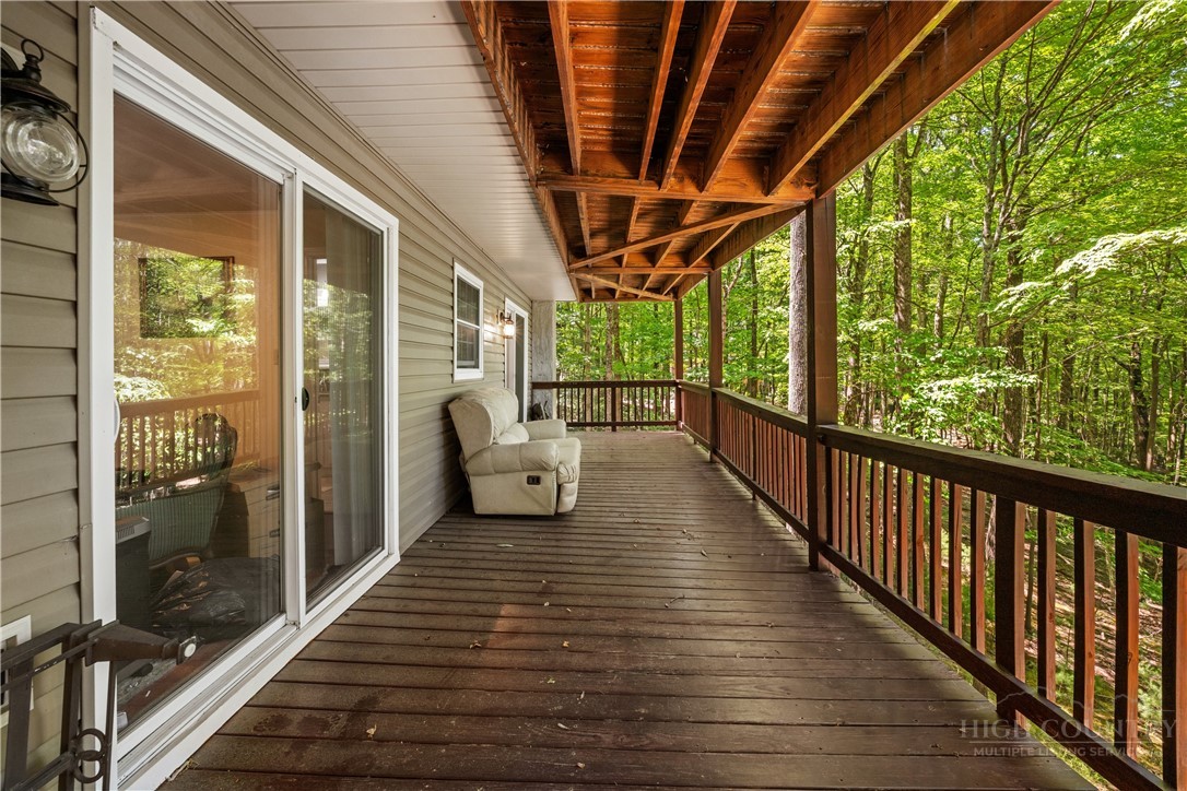 467 E Horse Shoe Ridge Road Property Photo 22