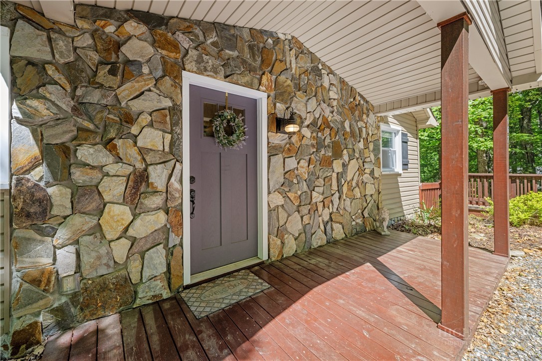 467 E Horse Shoe Ridge Road Property Photo 31