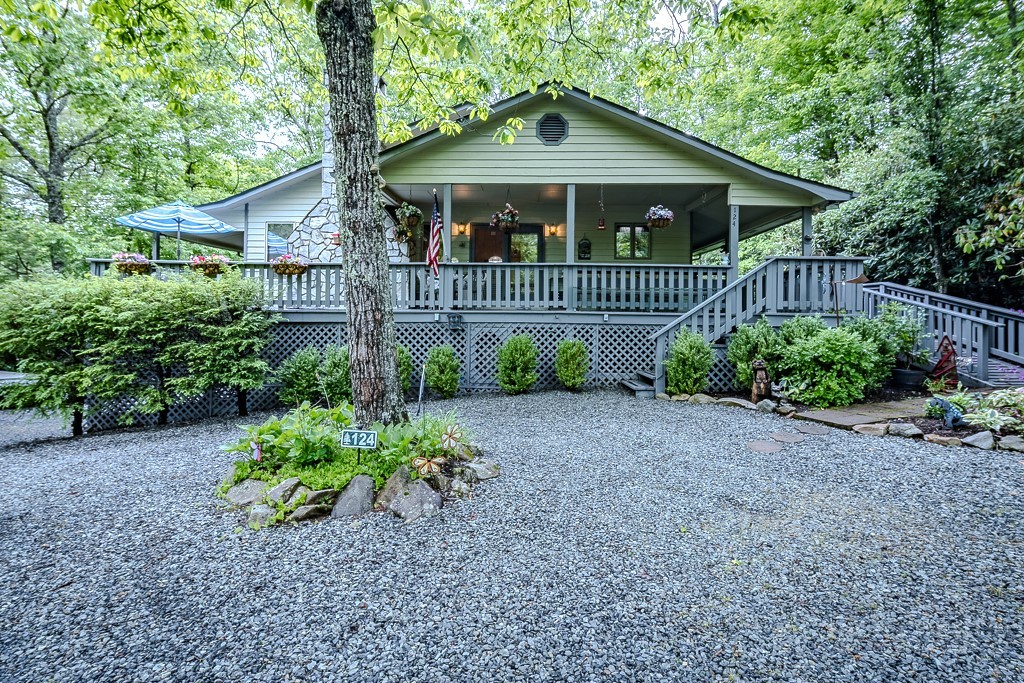 124 Laurel Brook Road Property Photo 3