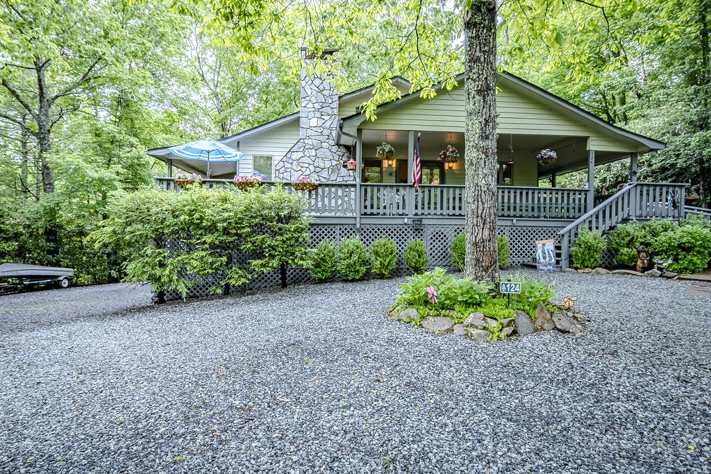 124 Laurel Brook Road Property Photo 4
