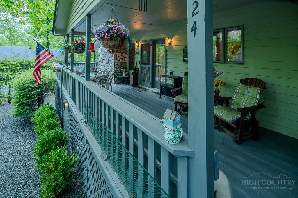 124 Laurel Brook Road Property Photo 6