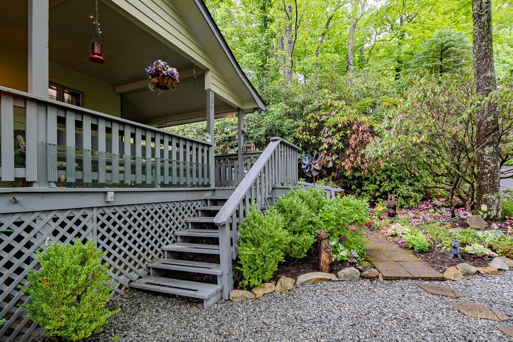 124 Laurel Brook Road Property Photo 7