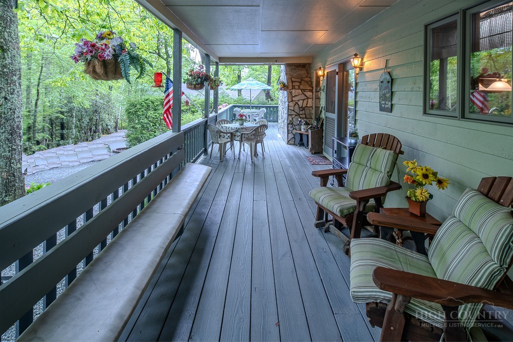 124 Laurel Brook Road Property Photo 8