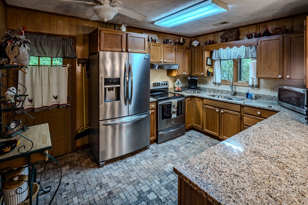 124 Laurel Brook Road Property Photo 23