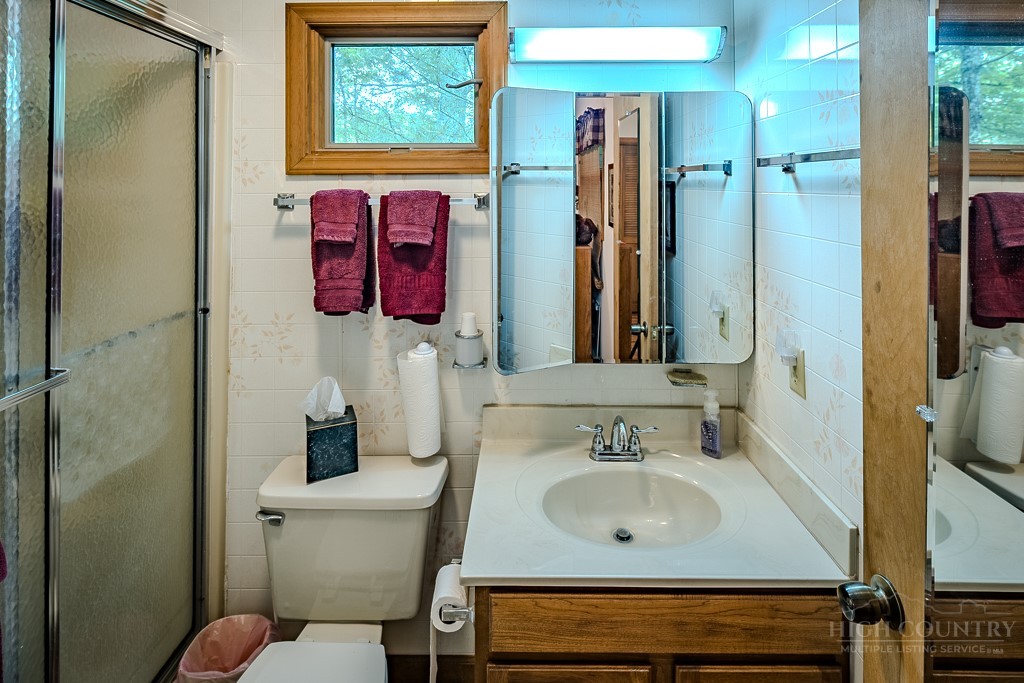 124 Laurel Brook Road Property Photo 34