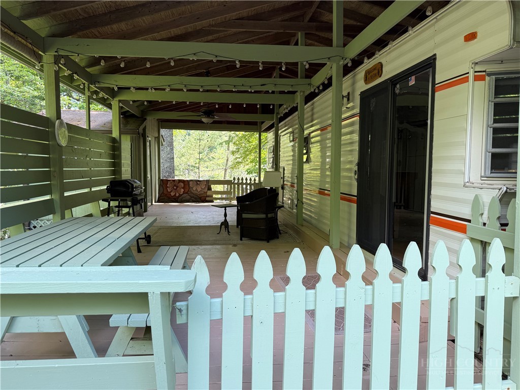 124 Whispering Pine Loop Property Photo 15