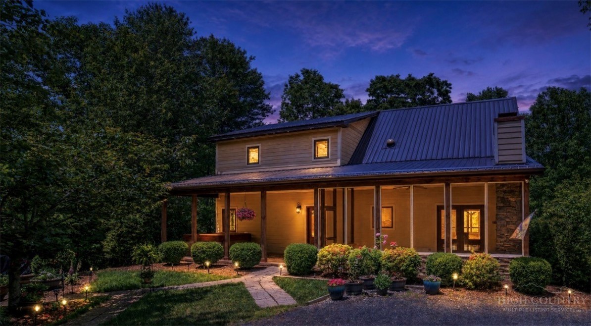 555 High Knolls Road Property Photo 2