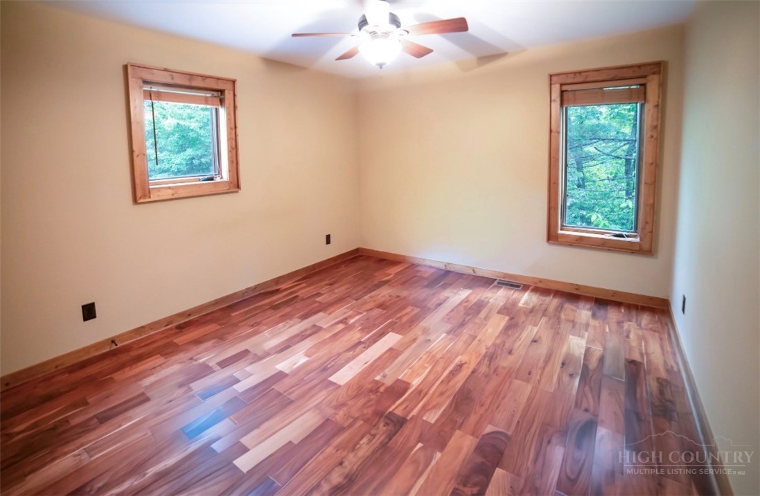 555 High Knolls Road Property Photo 26
