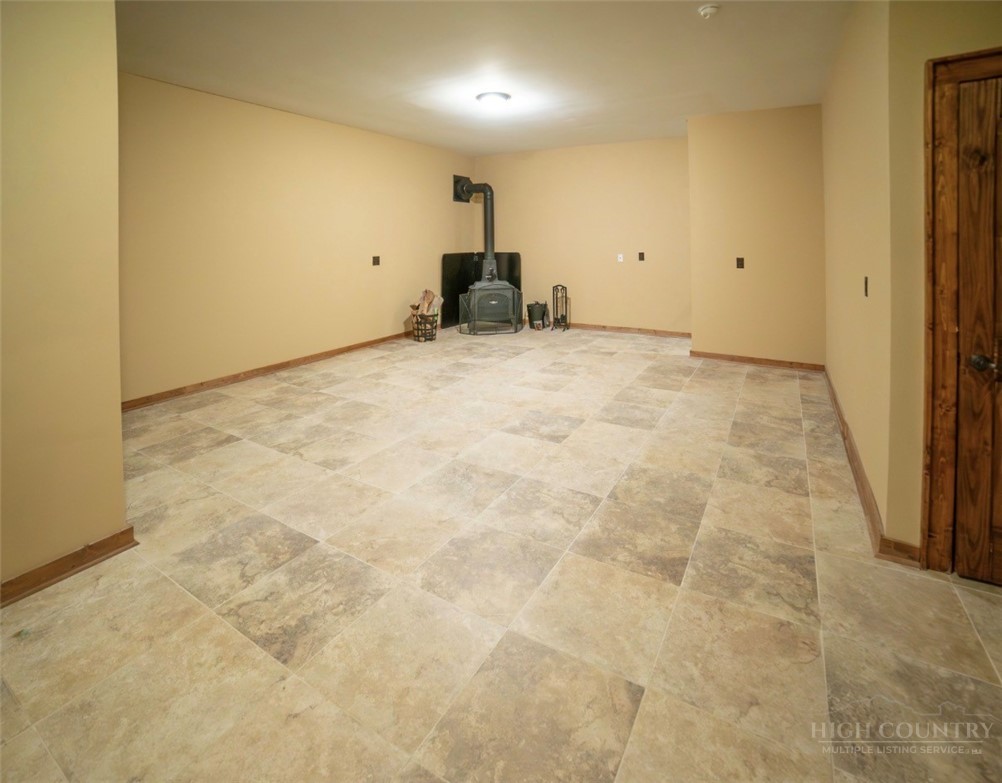 555 High Knolls Road Property Photo 28
