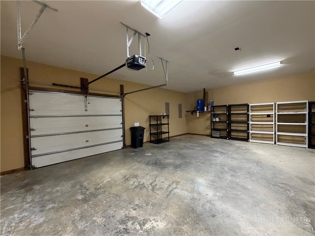 555 High Knolls Road Property Photo 32