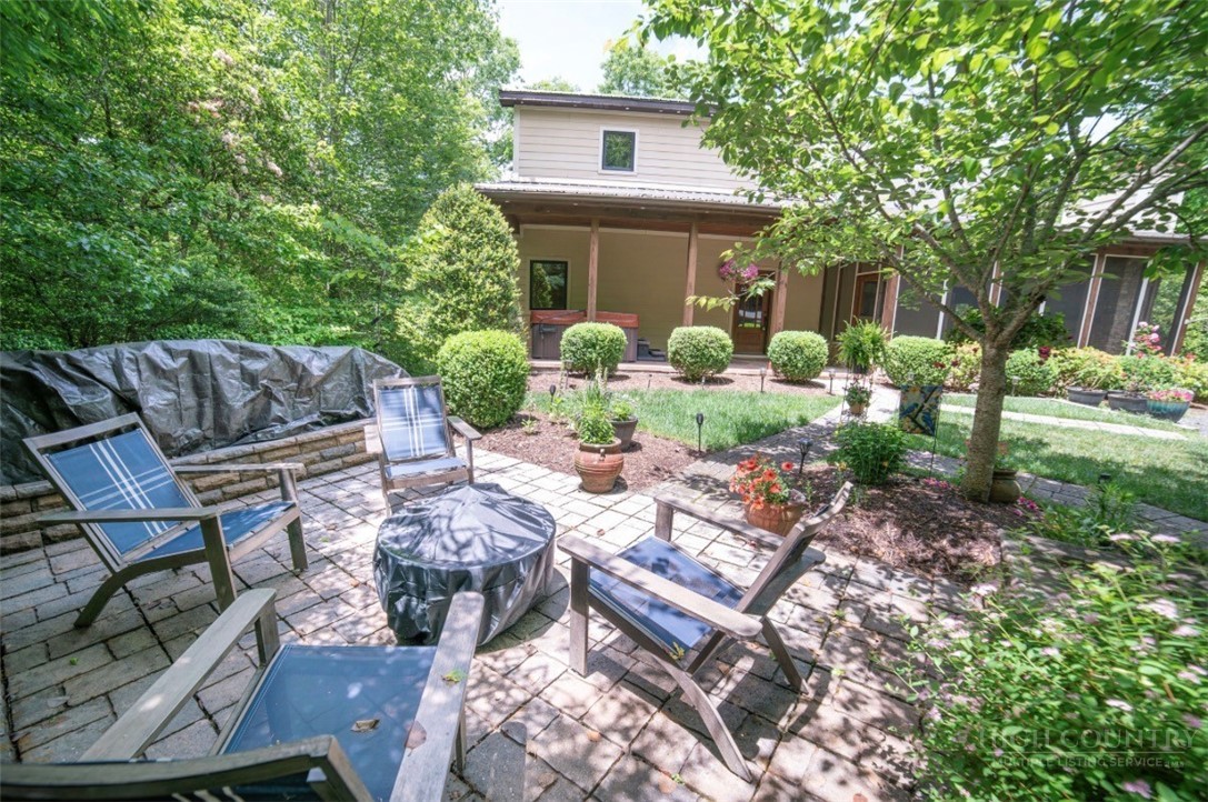 555 High Knolls Road Property Photo 39