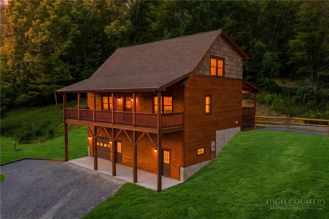 167 Apple Cove Road Property Photo 2
